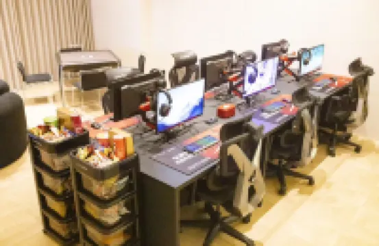 San S E-Sports Hotel (Zhenjiang Railway Station Wanda Plaza)