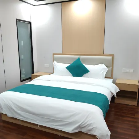 21 Degrees Hotel (Colorful Vientiane Tourist City)