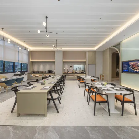 Campanile Hotel (YichangYiling Wanda Plaza Flagship)