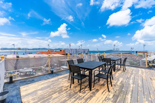 Taiying Haisu Shenglou Hostel - Inns