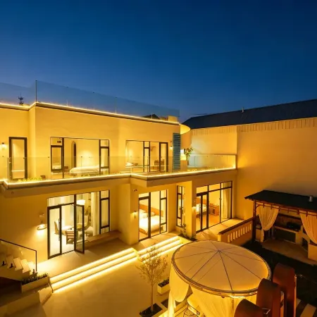 Moonlit Crabapple Homestay