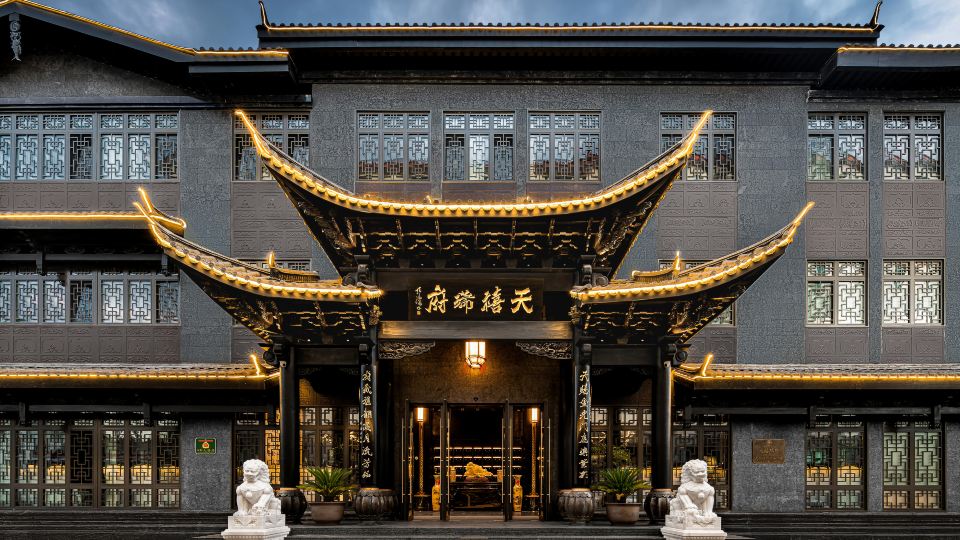 Lijiang Tianxi Ruifu Hotel