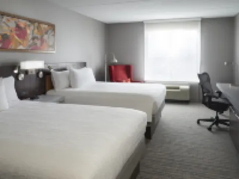 Hilton Garden Inn Toronto Airport West/Mississauga Hotels near Kariya Park