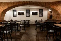 Casa Chitic - Hotel & Restaurant- STR Nicolae Balcescu 13