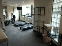 يوسينس هوتل