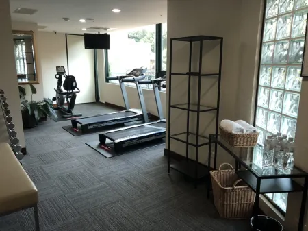 Yusense Hotel Отели рядом с достопримечательностью «Zhishan Garden»