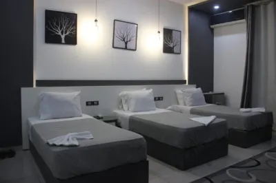 Azar Boutique Hotel