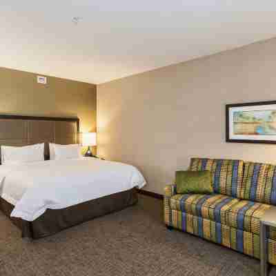 Hampton Inn & Suites Duluth North/Mall Area Rooms