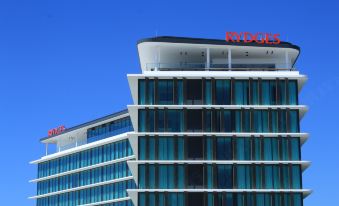 Rydges Gold Coast Airport, an EVT hotel