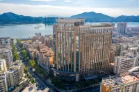 푸아오 홀리데이 호텔