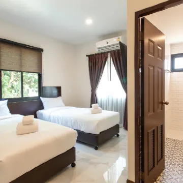 Khampare Chiang Mai Hotel Hotels near Hmong Doi Pui Village
