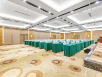Shiji Zhuyuan Hotel فنادق في تشيُ جينغ