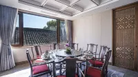 Splendid Clubhouse - breakfast