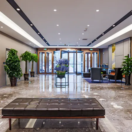 R ROYALSS HOTEL（Urumqi Cancer Hospital Xiaoxigou Subway Station Branch）