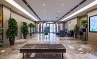 R ROYALSS HOTEL（Urumqi Cancer Hospital Xiaoxigou Subway Station Branch）