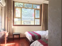 Gesa Hotel Hotels in Xinlong County