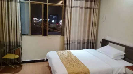 Congjiang Stars Business Hotel Отели рядом со станцией Congjiang Railway Station