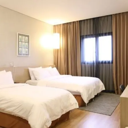 Hotel Clover