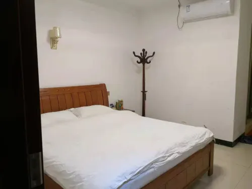 Sanyuan Yijia Hotel - 2-Star