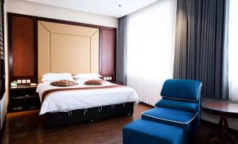 Tongyu Tinghai Holiday Inn