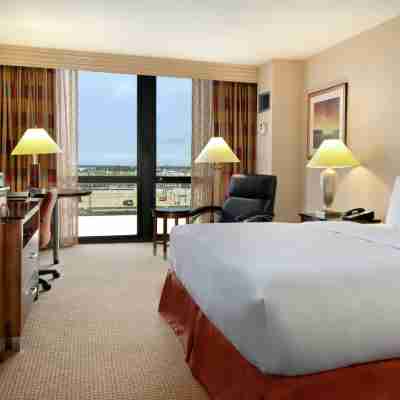 Hilton Chicago O'Hare Airport Rooms