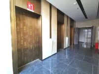 Minimalist City Apartment (Jiu Ming Square Branch)