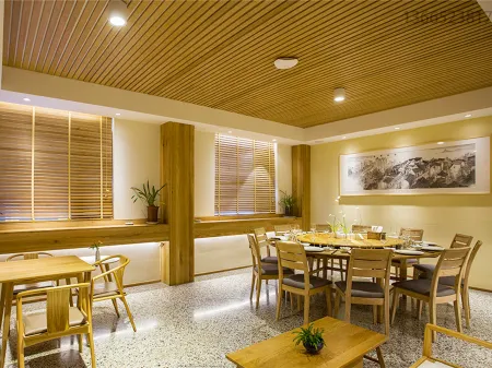 Ginkgo No.8 Homestay Отели рядом с достопримечательностью «Suanshan Garden»