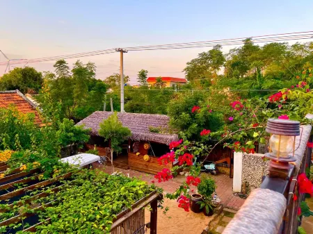 Xuwen faint coral homestay Отели рядом с достопримечательностью «Denglou Cape»