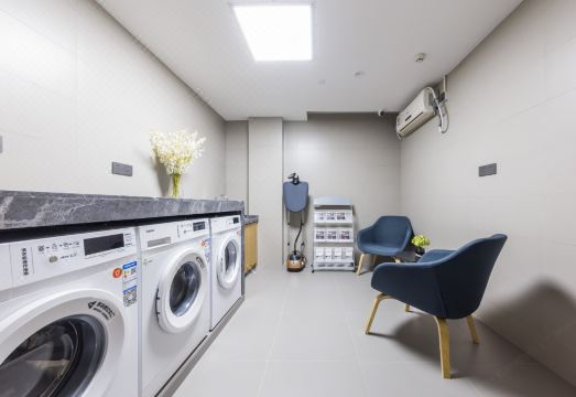 2. 루자상뤼 호텔 ..