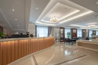 Vienna Classic Hotel (Jieyang Huilai Kuihe Avenue Longjiang)