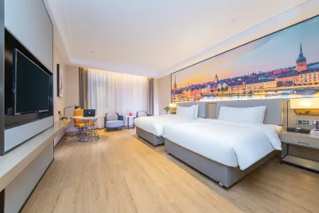 Vienna International Hotel Qianjiang Qianyang West Road Bus Station