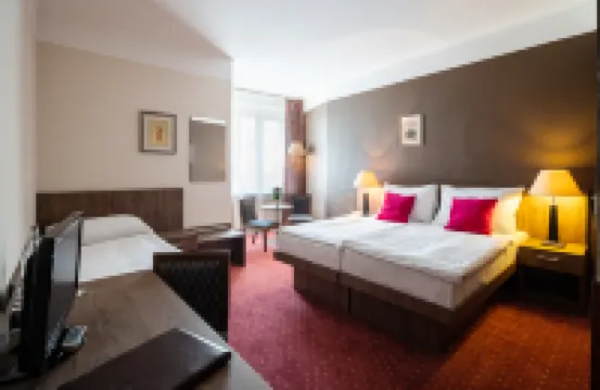 Hotel Harmony Hotels in der Nähe von Tezenis