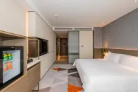 THE QUBE HOTEL ANQING