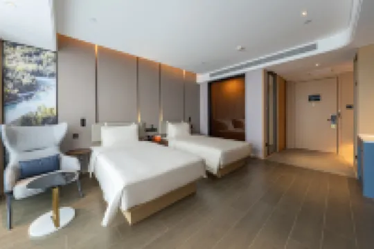 Aletai Wanchi Square Yuhua Hotel Hotels in Altay City