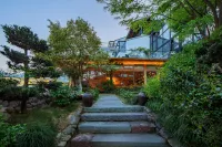 Moganshan Qingyan Hot Spring Homestay Hotel in zona Jiangnan Biwu