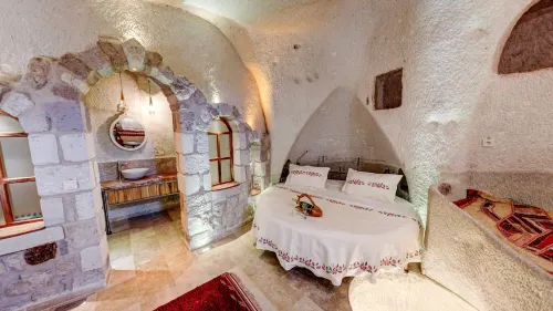 Panoramic Cave Hotel & Spa - Mountain View