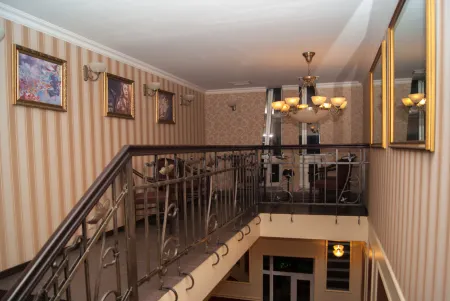 Частная резиденция Богемия Отели рядом с достопримечательностью «СГЭ»