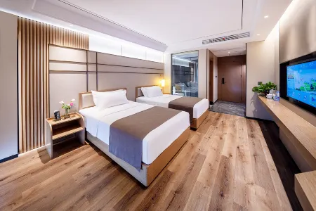 Wudangshan Yongle Grand Hotel Отели рядом с достопримечательностью «Wudang Scenic Spot»