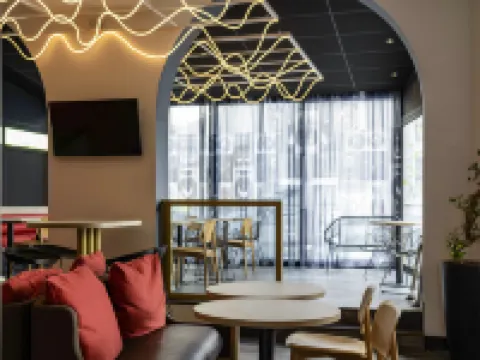 ไอบิส สไตล์ส ปารีส ปอร์ต เดอ แวร์ซาย - แมรี ดิสซี โรงแรมในIssy-les-Moulineaux