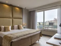 Leonardo Hotel Antwerp the Plaza Hotels near Renaat Braem House