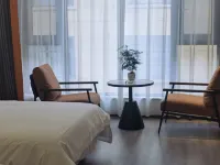 Elu Hotel (Emei Mountain Baoguo Temple Shop) - pet friendly
