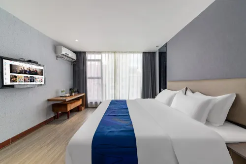 Dongyi Hotel (Yangchun Bus Terminal)