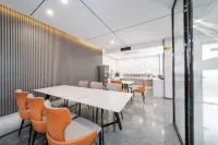 IU Hotel - Esports