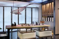 Ease Hotel Yi (Yichang Zhongnan Road Xingfa Square)