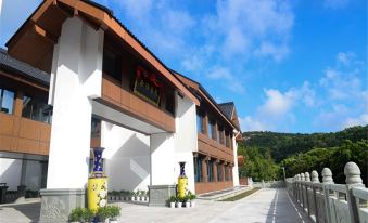 Putuo Hotel · Bore Jingshe