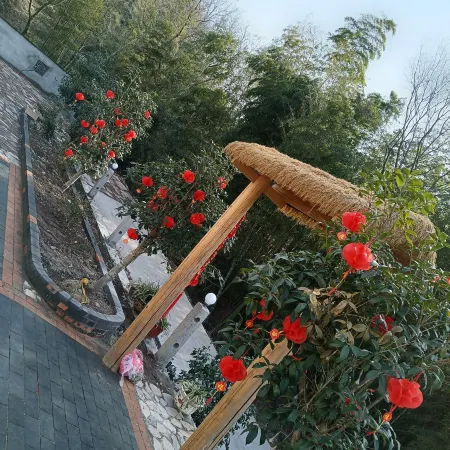 Hundred Flowers Longing for Homestay