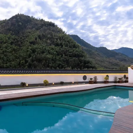 Tonglu Cloudy Mountain & Creek Fun Home（YALU Rafting）
