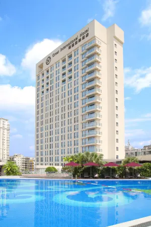 Great International Hotel Отели рядом с достопримечательностью «First High-Altitude Fountain in Asia»