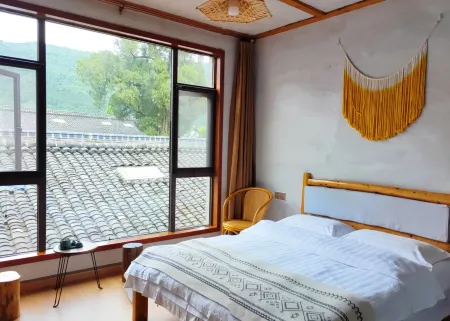 Guangyuan Puyuan Homestay Отели рядом с достопримечательностью «Zhaohua Ancient City»