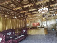 Litang Guoji B&B